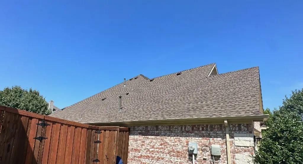 Completed roof replacement project in Carbondale
